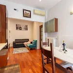 アパート Italianflat - Colonne View - Balcony Retreat - Near Duomo