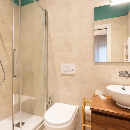 アパート Italianflat - Colonne View - Balcony Retreat - Near Duomo ミラノ