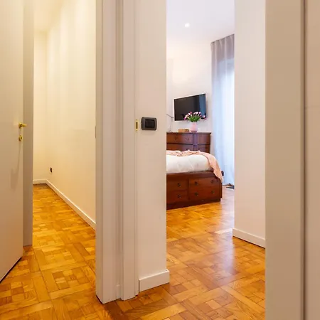 アパート Italianflat - Colonne View - Balcony Retreat - Near Duomo *